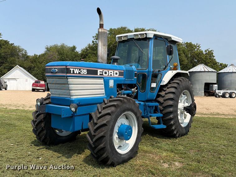 Ford TW-35 MFWD tractor