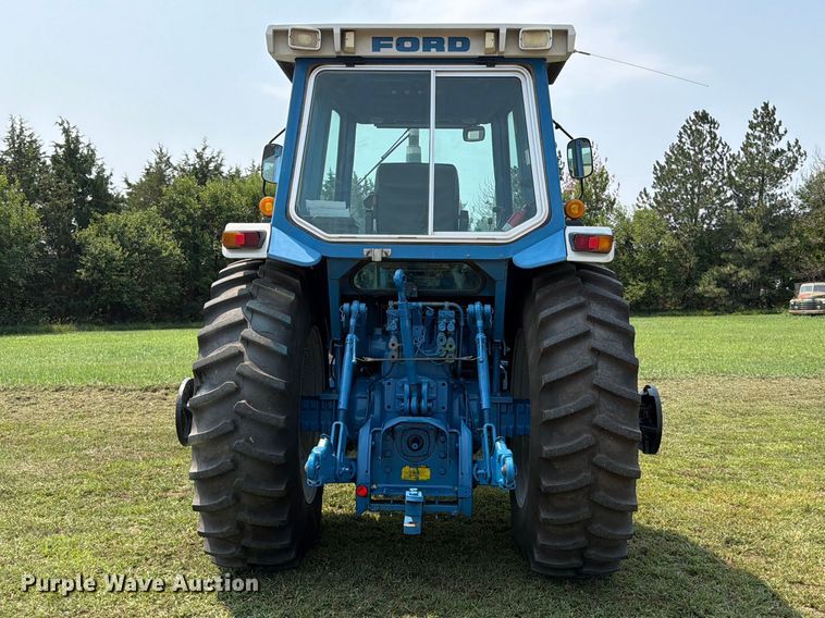 image for item EA0428 Ford TW-35 MFWD tractor