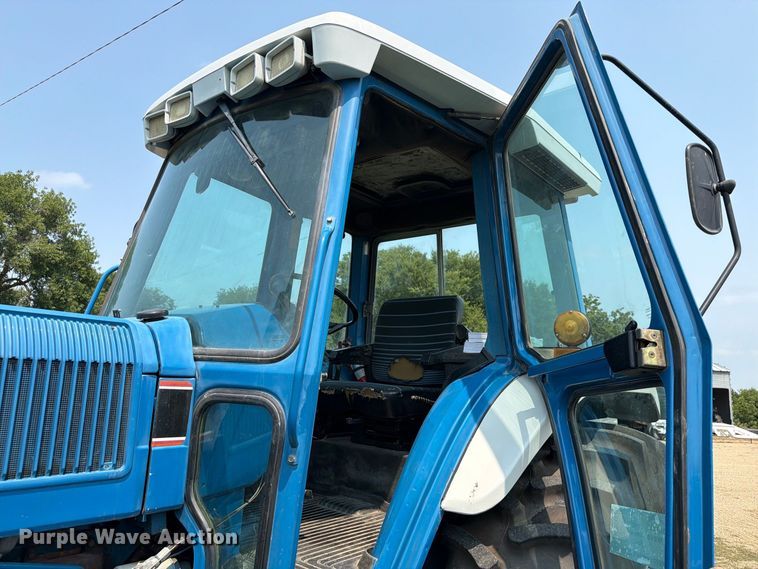image for item EA0428 Ford TW-35 MFWD tractor
