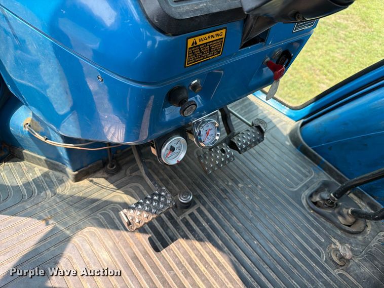 image for item EA0428 Ford TW-35 MFWD tractor