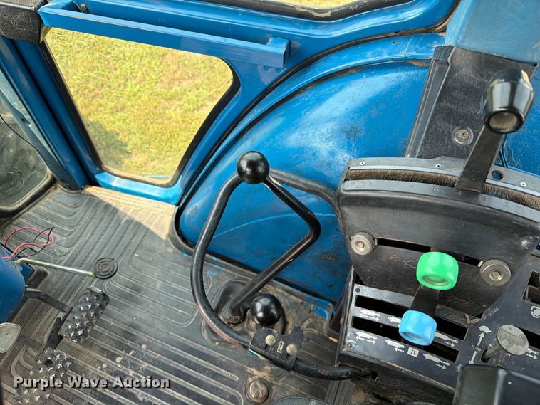 image for item EA0428 Ford TW-35 MFWD tractor