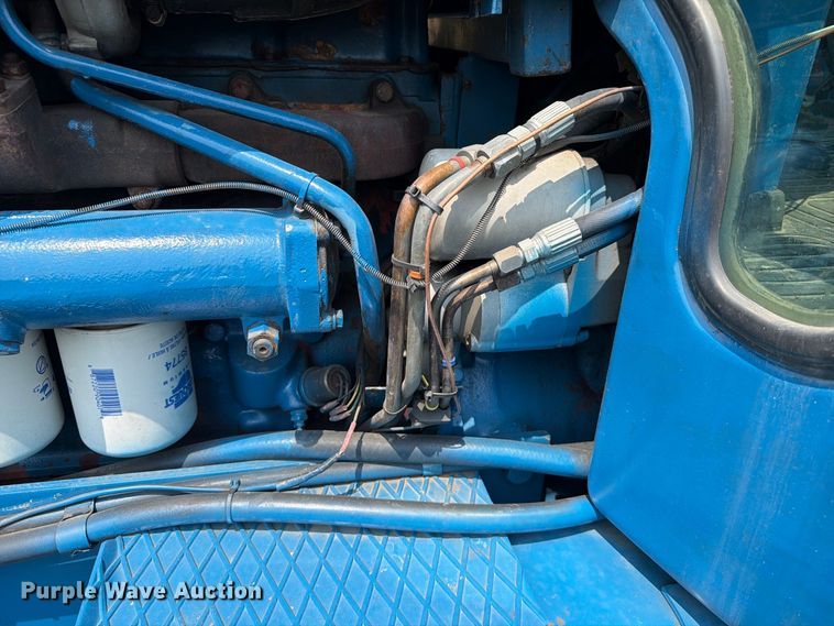 image for item EA0428 Ford TW-35 MFWD tractor