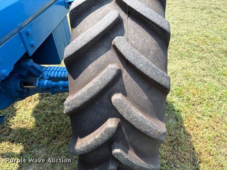 image for item EA0428 Ford TW-35 MFWD tractor
