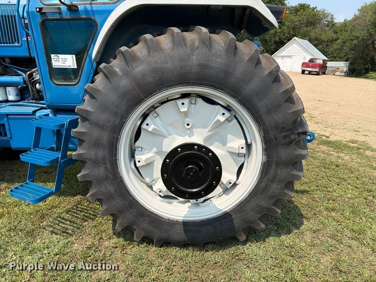 image for item EA0428 Ford TW-35 MFWD tractor