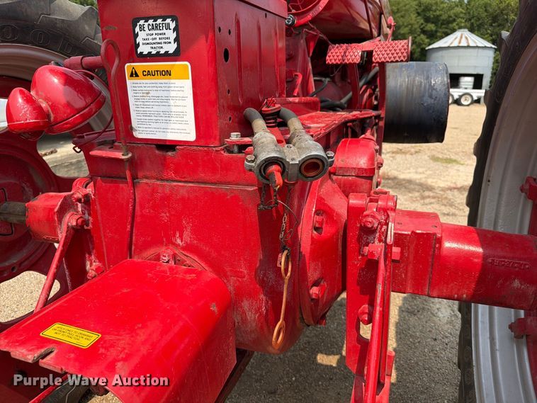 image for item EA0430 1951 McCormick Farmall M-D tractor