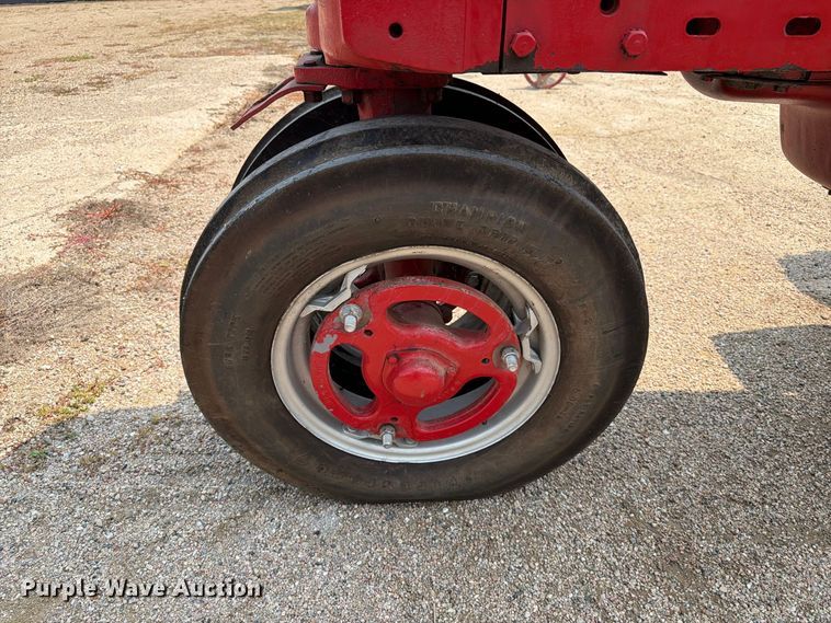 image for item EA0430 1951 McCormick Farmall M-D tractor