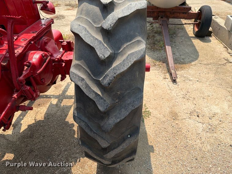 image for item EA0430 1951 McCormick Farmall M-D tractor