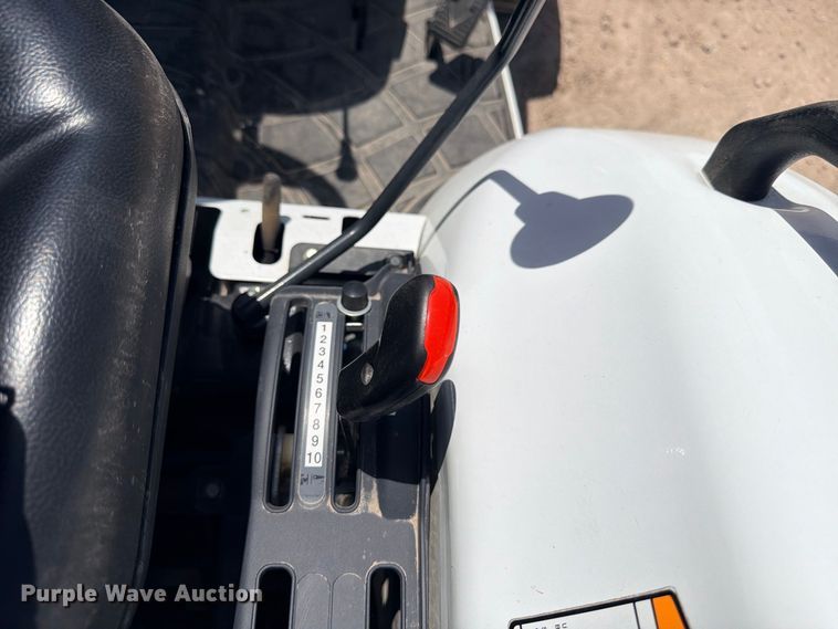image for item ED5452 2024 Bobcat CT2040 HST MFWD tractor