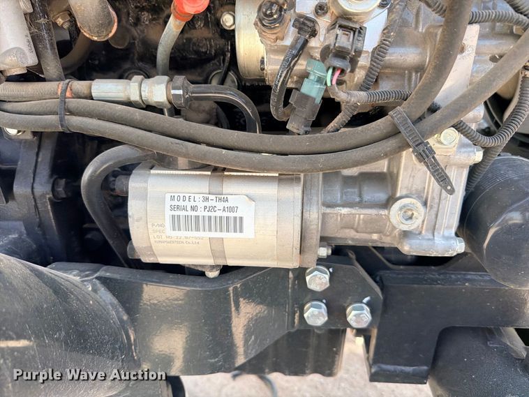 image for item ED5452 2024 Bobcat CT2040 HST MFWD tractor