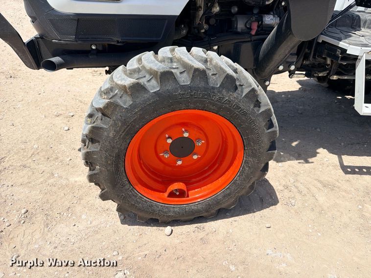 image for item ED5452 2024 Bobcat CT2040 HST MFWD tractor