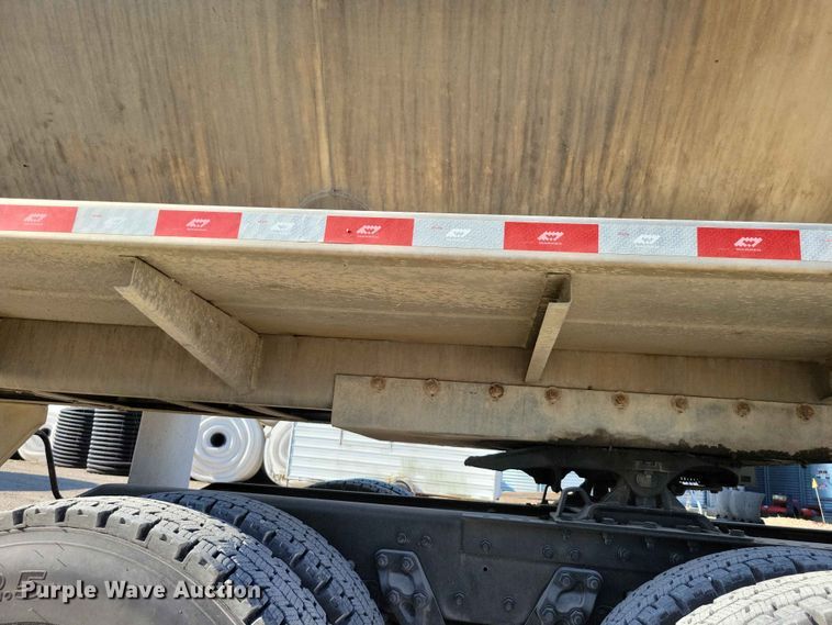 image for item EE1182 2018 Warren feed delivery trailer
