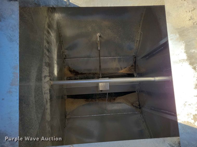 image for item EE1182 2018 Warren feed delivery trailer