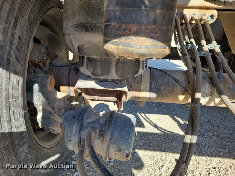 image for item EE1182 2018 Warren feed delivery trailer
