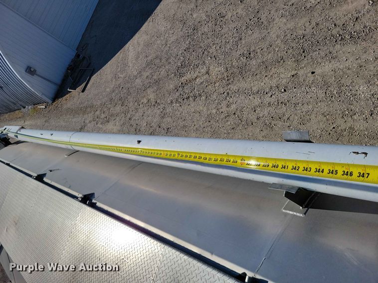 image for item EE1183 2000 CEI Pacer feed delivery trailer