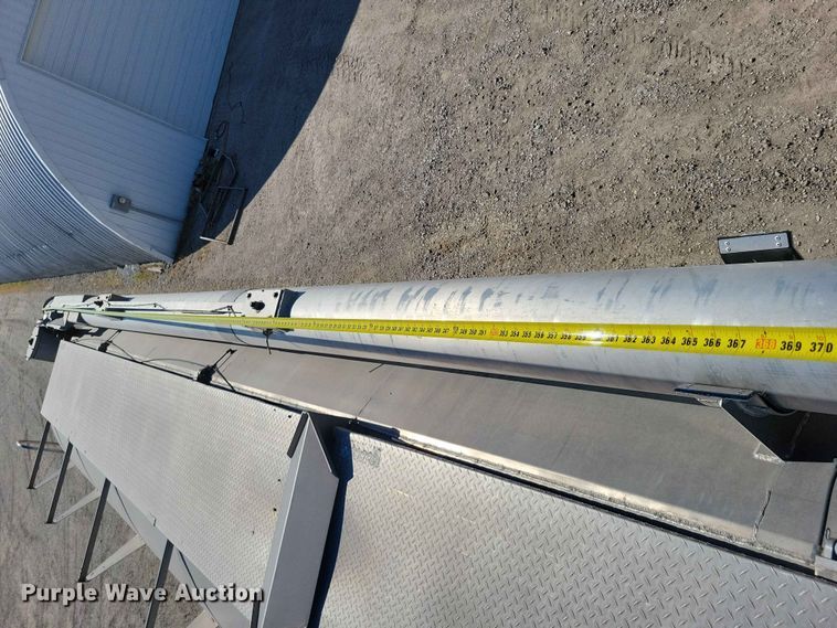 image for item EE1184 2013 CEI feed delivery trailer