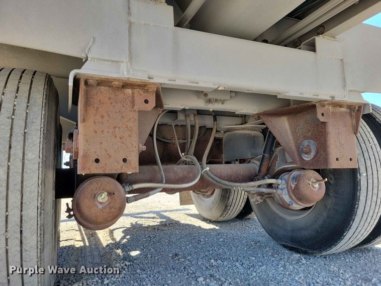image for item EE1184 2013 CEI feed delivery trailer