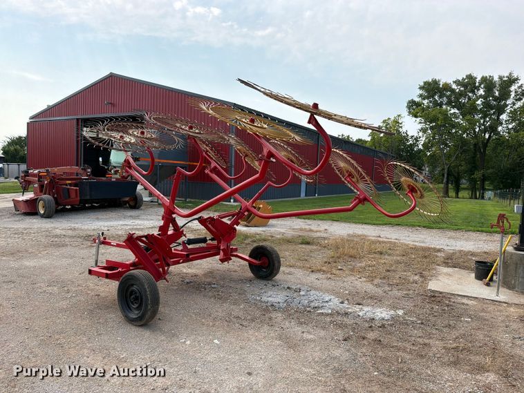 image for item EO8688 Hay rake