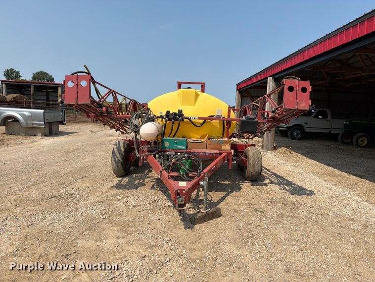 image for item EO8691 Miller St. Nazianz Walsh LP-1000 sprayer trailer