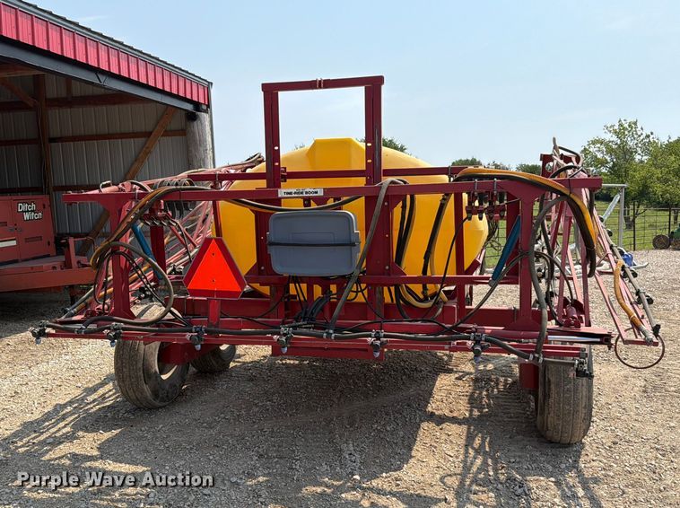 image for item EO8691 Miller St. Nazianz Walsh LP-1000 sprayer trailer
