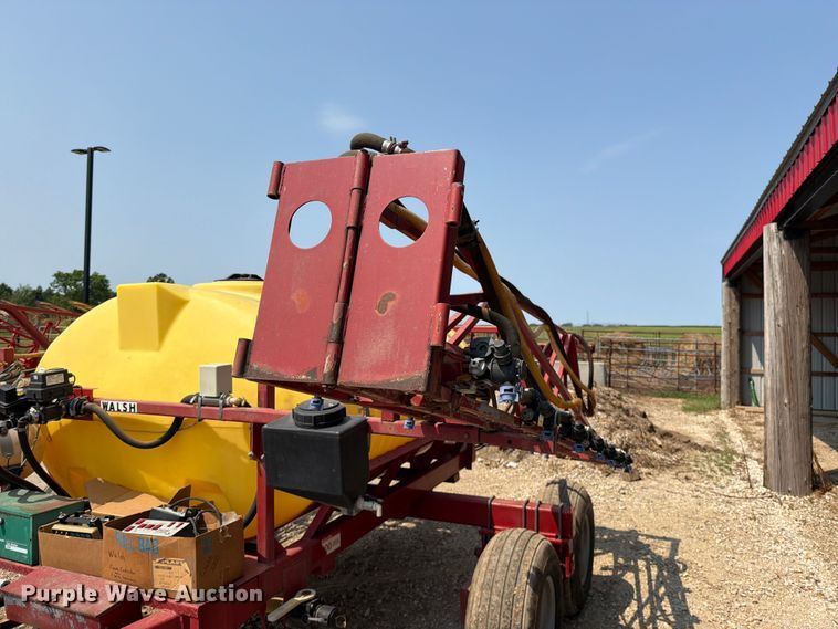 image for item EO8691 Miller St. Nazianz Walsh LP-1000 sprayer trailer