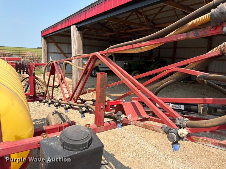 image for item EO8691 Miller St. Nazianz Walsh LP-1000 sprayer trailer