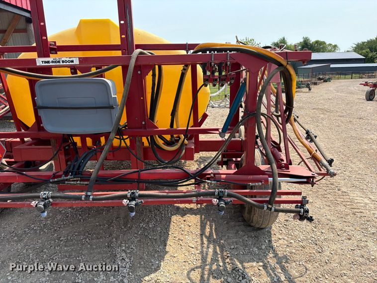 image for item EO8691 Miller St. Nazianz Walsh LP-1000 sprayer trailer