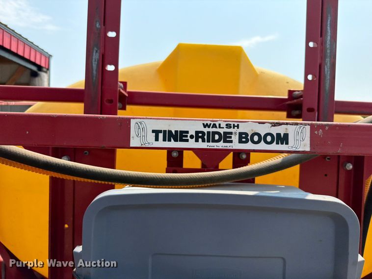 image for item EO8691 Miller St. Nazianz Walsh LP-1000 sprayer trailer