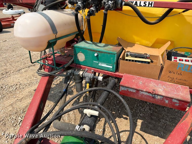 image for item EO8691 Miller St. Nazianz Walsh LP-1000 sprayer trailer