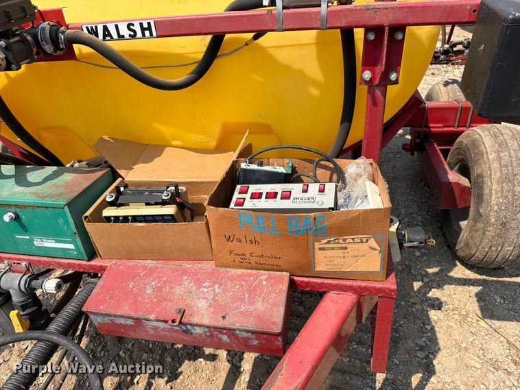 image for item EO8691 Miller St. Nazianz Walsh LP-1000 sprayer trailer