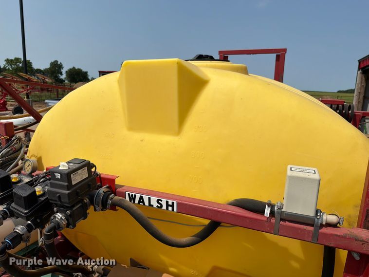 image for item EO8691 Miller St. Nazianz Walsh LP-1000 sprayer trailer