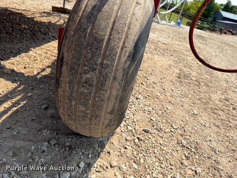 image for item EO8691 Miller St. Nazianz Walsh LP-1000 sprayer trailer