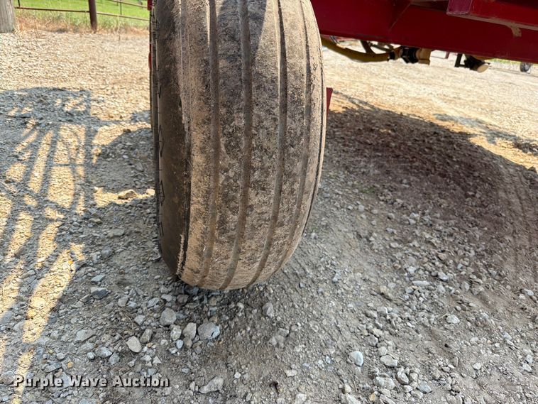 image for item EO8691 Miller St. Nazianz Walsh LP-1000 sprayer trailer