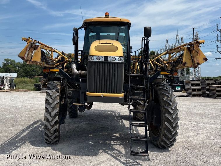 image for item ER3206 2014 Rogator RG1100 sprayer