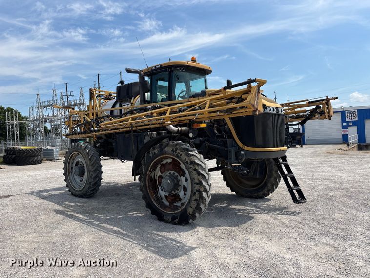 image for item ER3206 2014 Rogator RG1100 sprayer