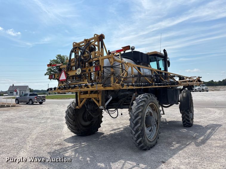 image for item ER3206 2014 Rogator RG1100 sprayer
