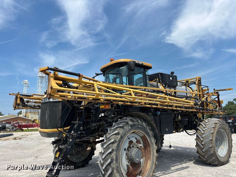 image for item ER3206 2014 Rogator RG1100 sprayer