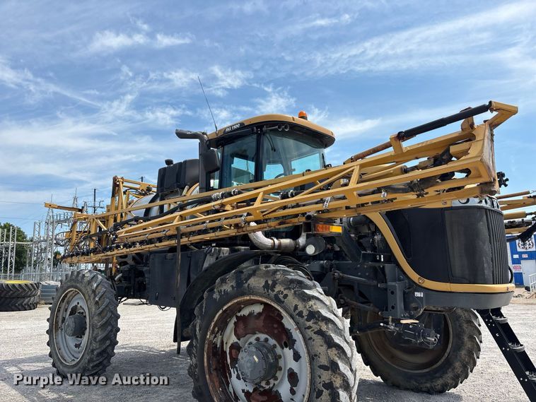 image for item ER3206 2014 Rogator RG1100 sprayer
