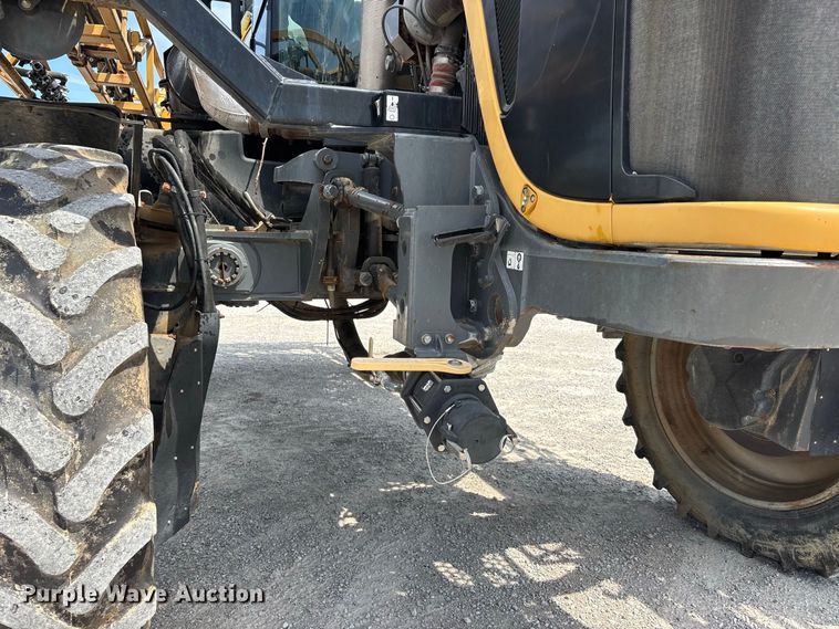 image for item ER3206 2014 Rogator RG1100 sprayer