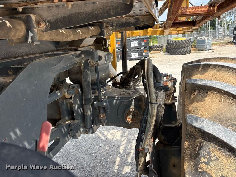 image for item ER3206 2014 Rogator RG1100 sprayer