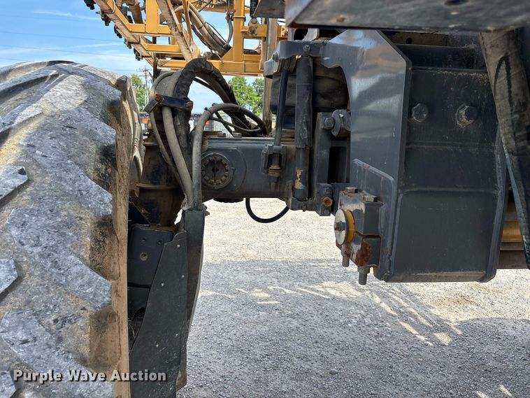 image for item ER3206 2014 Rogator RG1100 sprayer