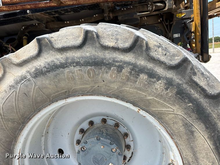 image for item ER3206 2014 Rogator RG1100 sprayer