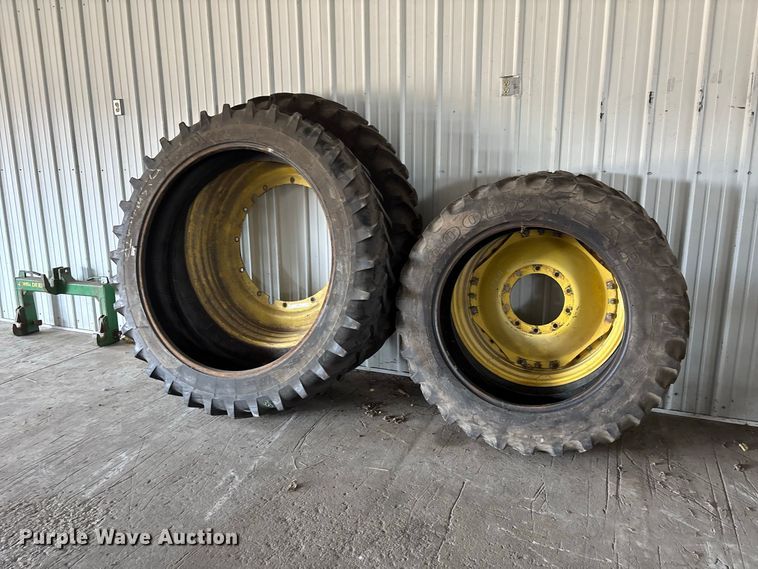 image for item ER3211 Tires and wheels