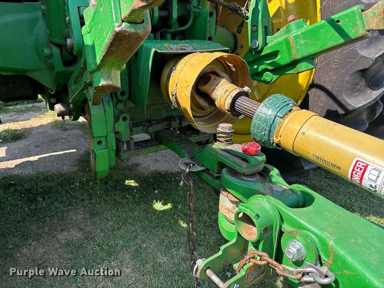 image for item ER3212 2011 John Deere 7330 MFWD tractor