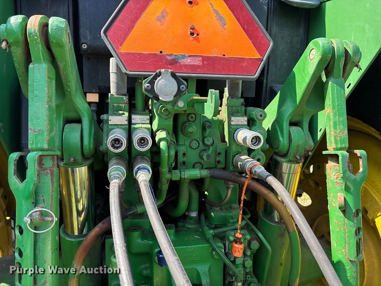 image for item ER3212 2011 John Deere 7330 MFWD tractor