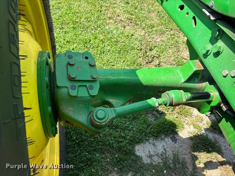 image for item ER3212 2011 John Deere 7330 MFWD tractor