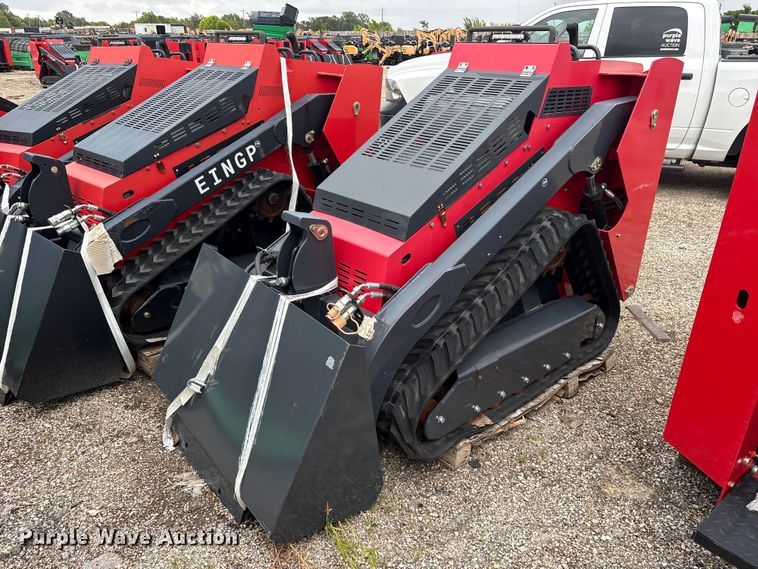 image for item ET0182 2024 Erie SCL850 compact utility loader