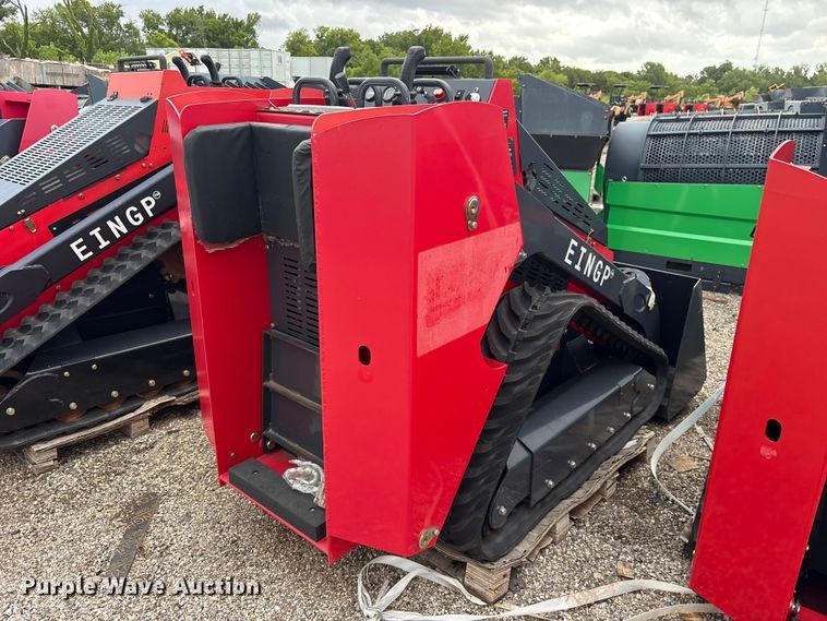 image for item ET0182 2024 Erie SCL850 compact utility loader