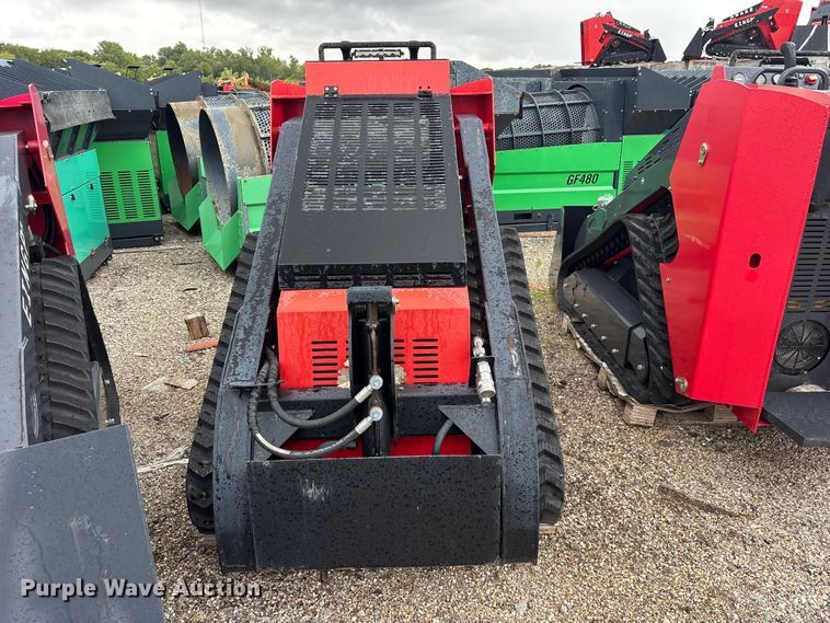 image for item ET0183 2024 Erie SCL850 compact utility loader