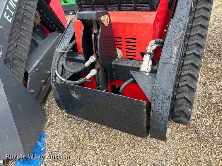 image for item ET0183 2024 Erie SCL850 compact utility loader