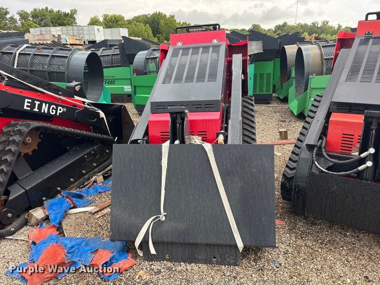 image for item ET0184 2024 Erie SCL850 compact utility loader